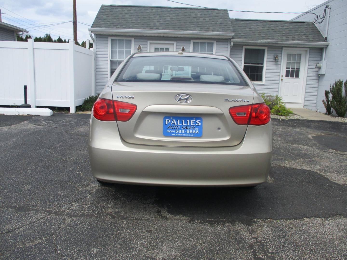 2008 GOLD Hyundai Elantra (KMHDU46D68U) , AUTOMATIC transmission, located at 540a Delsea Drive, Sewell, NJ, 08080, (856) 589-6888, 39.752560, -75.111206 - Photo#5